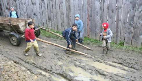 Gradinita de vara pentru integrarea educationala a copiilor romi