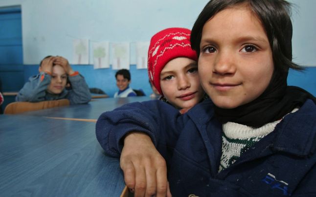 RAPORT. Abandonul şcolar în România este în creştere. Pricopie: din toamnă şcolile să raporteze pe internet absenţele