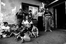 Intoleranţa faţă de romi rămâne ridicată