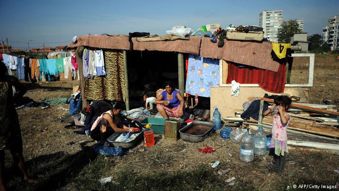 Mizerie, ŞOBOLANI URIAŞI şi sărăcie lucie. Imagini cutremurătoare într-o tabără de ţigani români din Italia