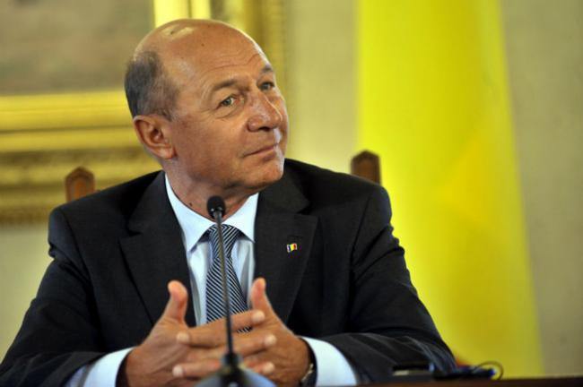 Traian Băsescu: Obiectivul PMP este să guvernăm pentru comunităţi respectând legile şi Constituţia