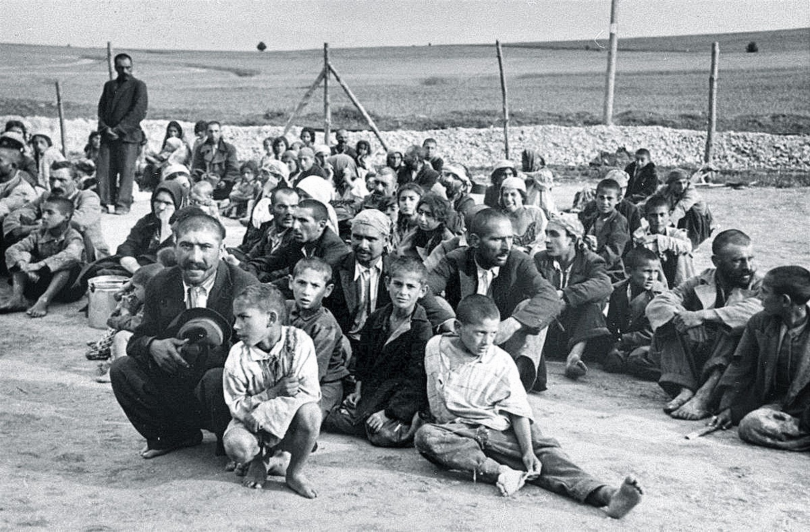 Tabara de  romii  deportati