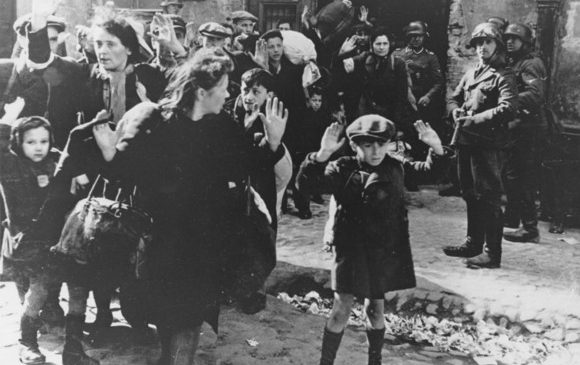 Victimele genocidului romilor, comemorate la Târgovişte