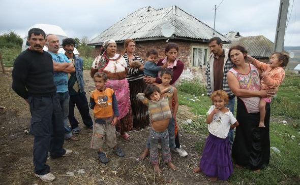 Raport: cum trăiesc romii din nouă țări UE, inclusiv România