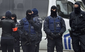 Romii din Sebeş, umiliţi de poliţie în Belgia