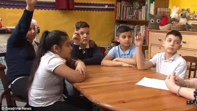 Şcoala din Scoţia unde nu învaţă vreun elev scoţian! Cei mai mulţi copii provin din familii de romi din România