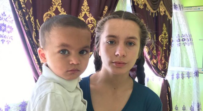 Povestea Reginei, fata româncă adoptată și crescută de căldărari