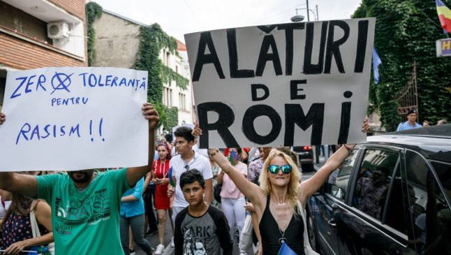 Sexismul şi rasismul. Răni adânci în sufletul românesc