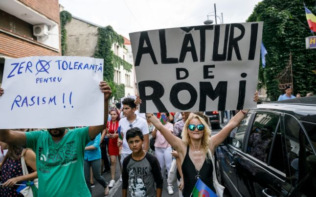 Sexismul şi rasismul. Răni adânci în sufletul românesc